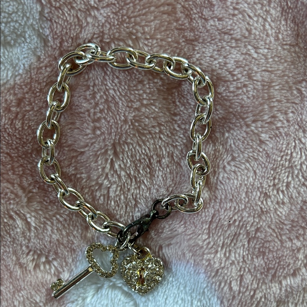 Silver Heart and Key Charm Bracelet